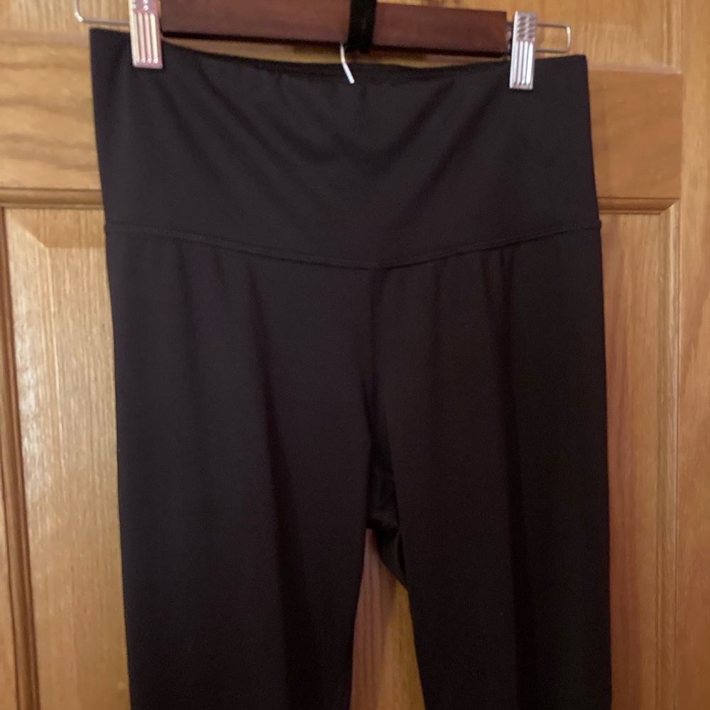 Tek Gear women’s black workout leggings